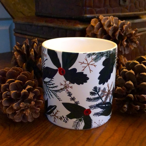 Starbucks Holiday Mug - Picture 4 of 7